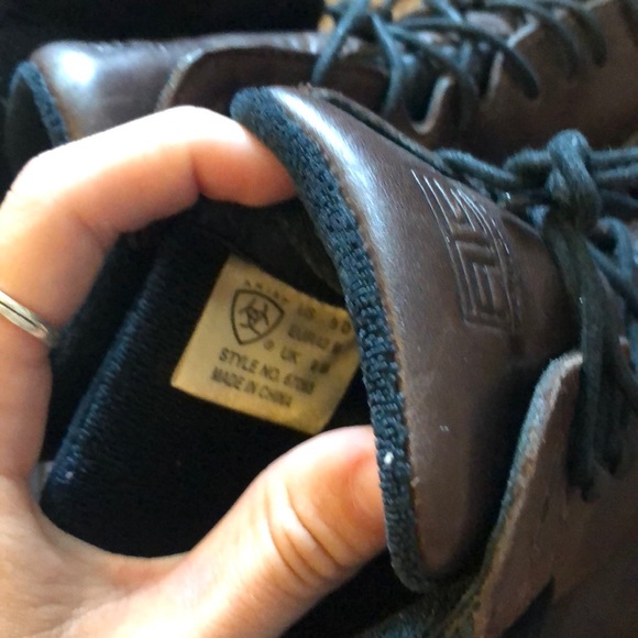 Ariat lace-up boots - Picture 4 of 6